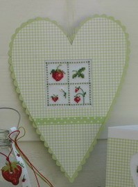 V/457 Herz-Passepartout, Erdbeeren
