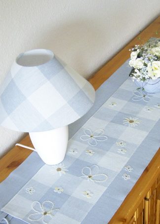 Tischband "Streublüten"