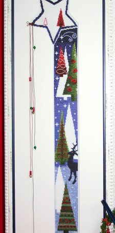Rahmen für Stickmotiv "Winterwald BLAU"