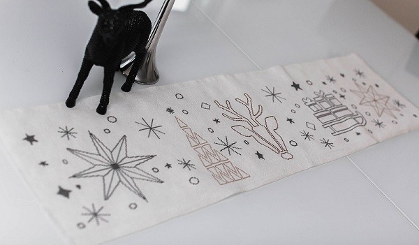 Stickanleitung - Weihnachtsläufer