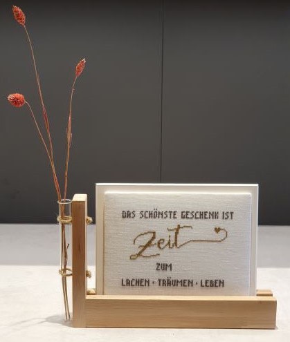 Holzständer "Das schönste Geschenk"